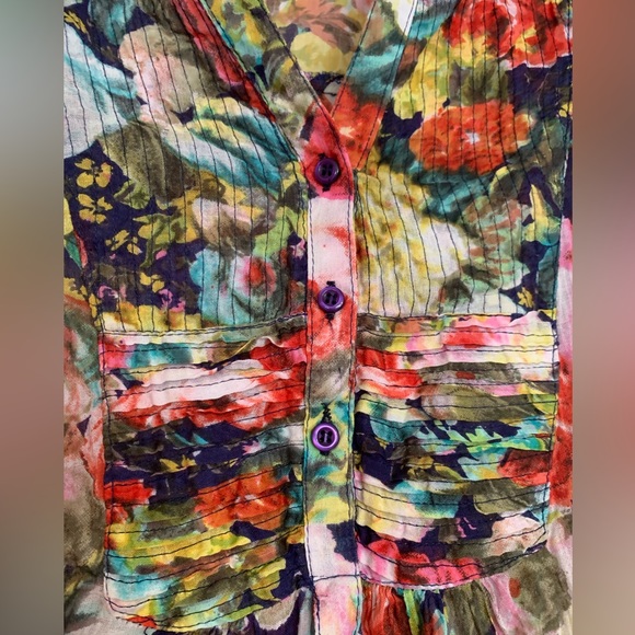 Floral blouse from ModCloth - Picture 5 of 6